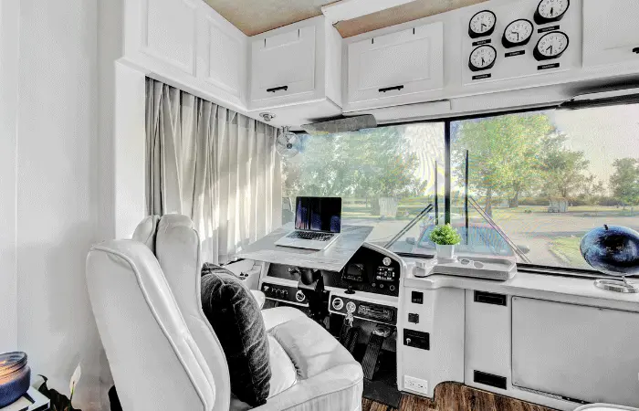 Tricks to using paper towel holders in and around an RV - RV Travel