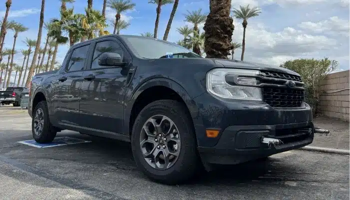 black ford maverick hybrid with tow gear