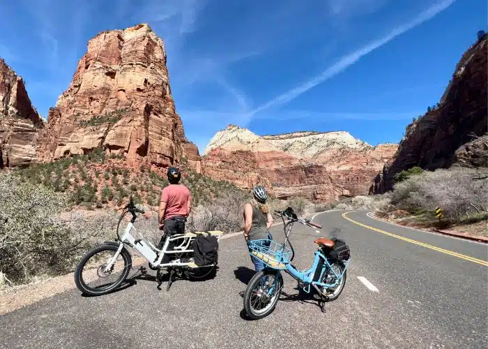 couple with blix ebikes at zion national park
