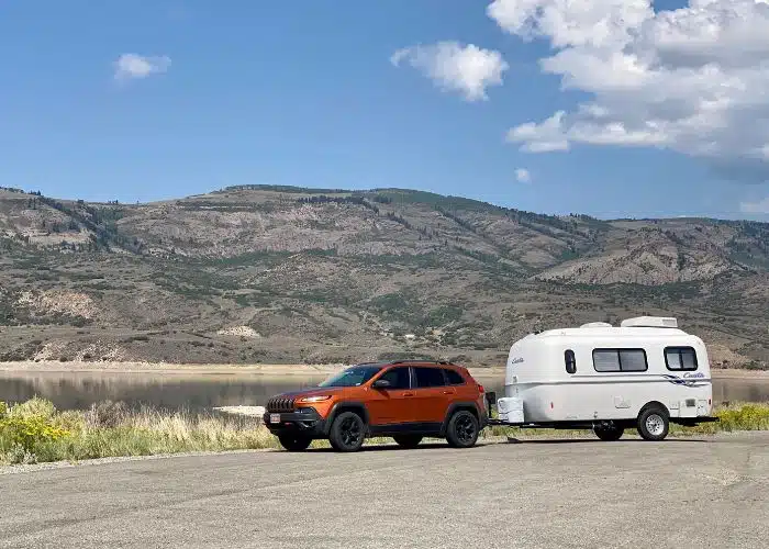 jeep tows casita camper near blue mesa colorado
