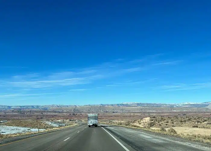 RV driving I70 with wide open Utah scenery