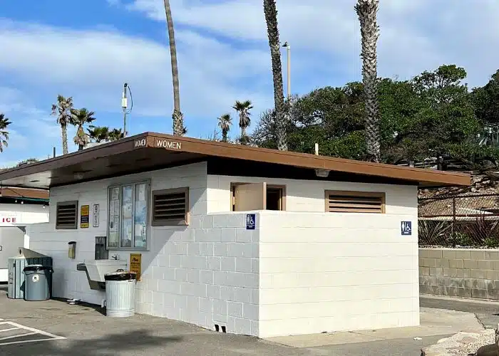 public shower and bathroom at faria beachfront campground