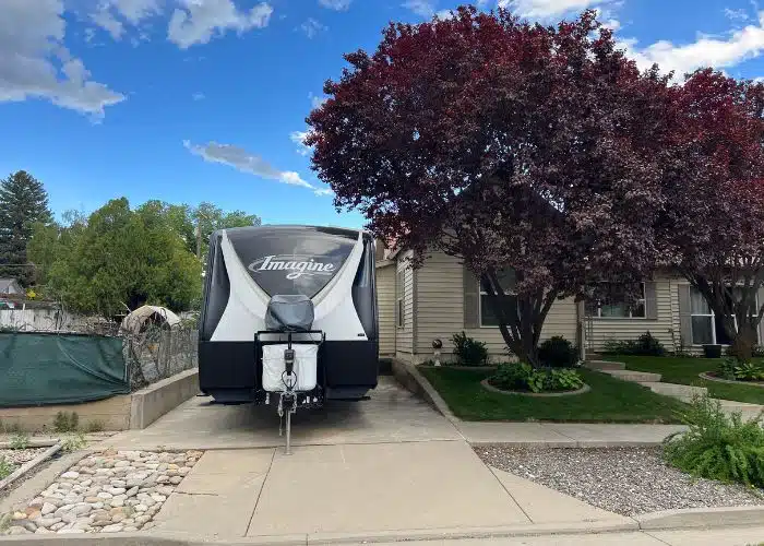 trailer parked in narrow and short driveway